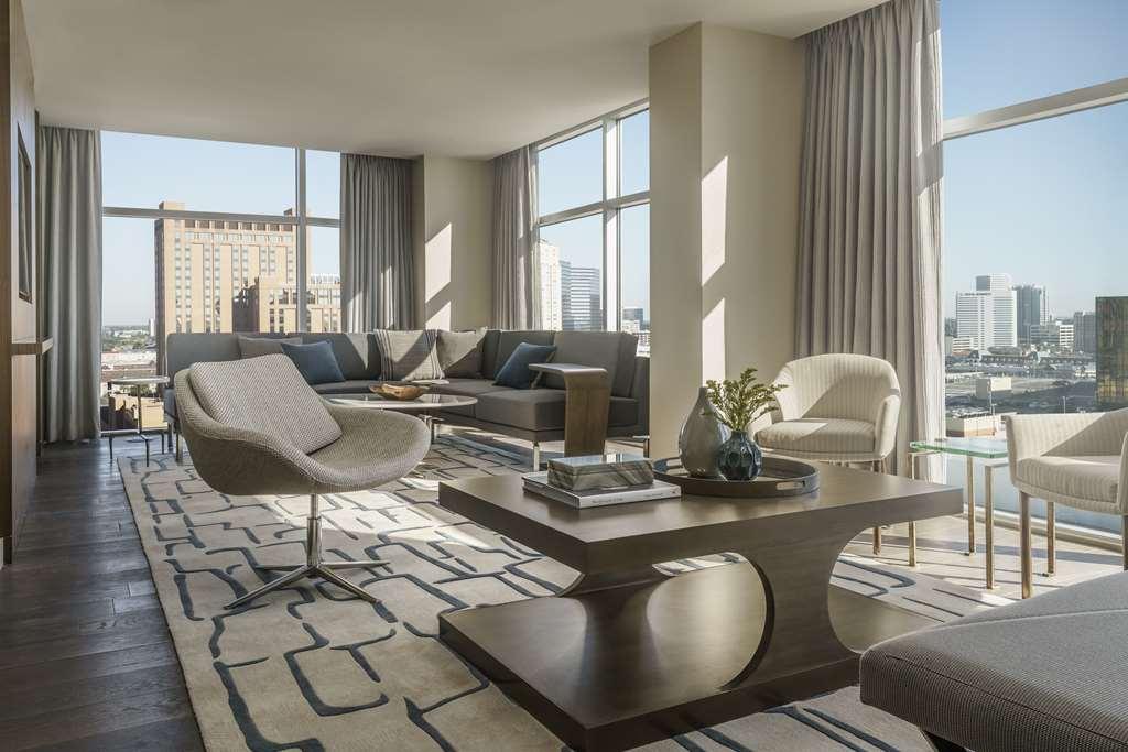 Hyatt Regency Galleria Houston
