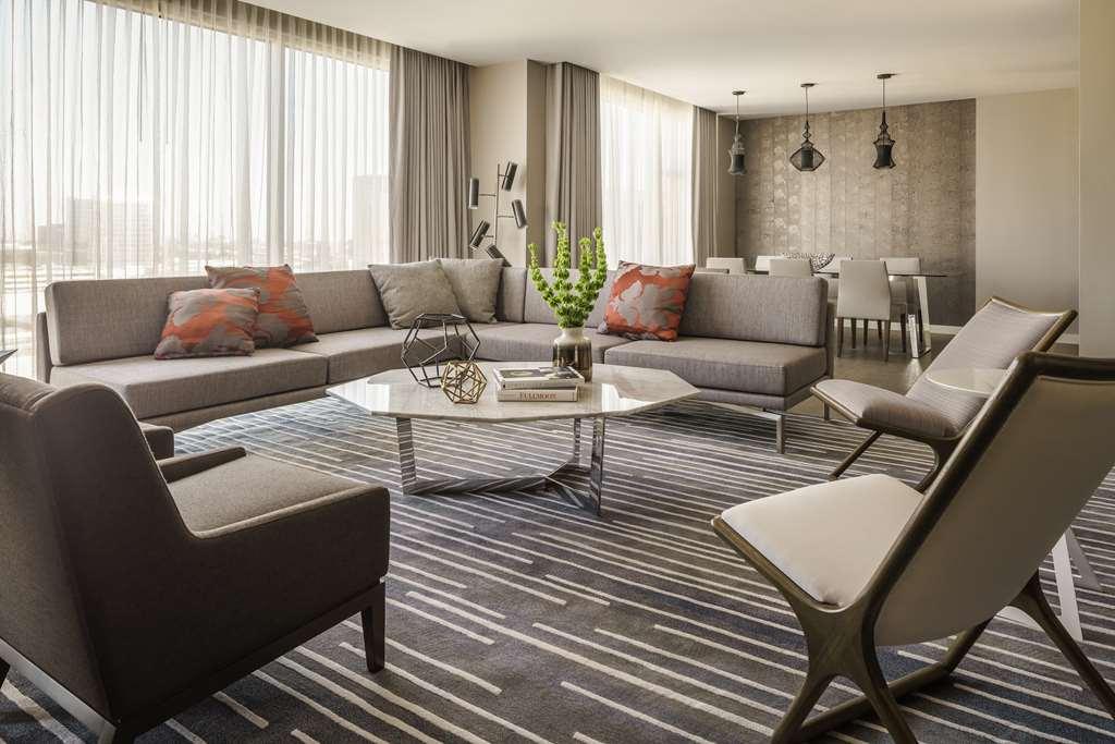 Hyatt Regency Galleria Houston