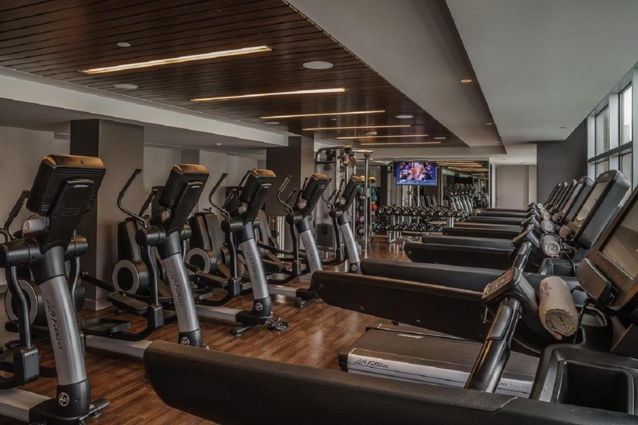 Hyatt Regency Galleria Otel 4*