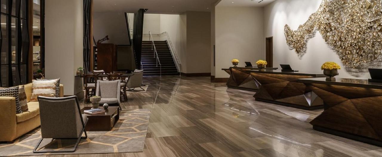 Hyatt Regency Galleria Otel 4*